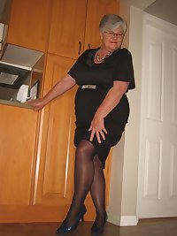 Girdlegoddess so hot and sexy in her black skirt and blouse. Taking it off to show you her hairy mature pussy...xxx